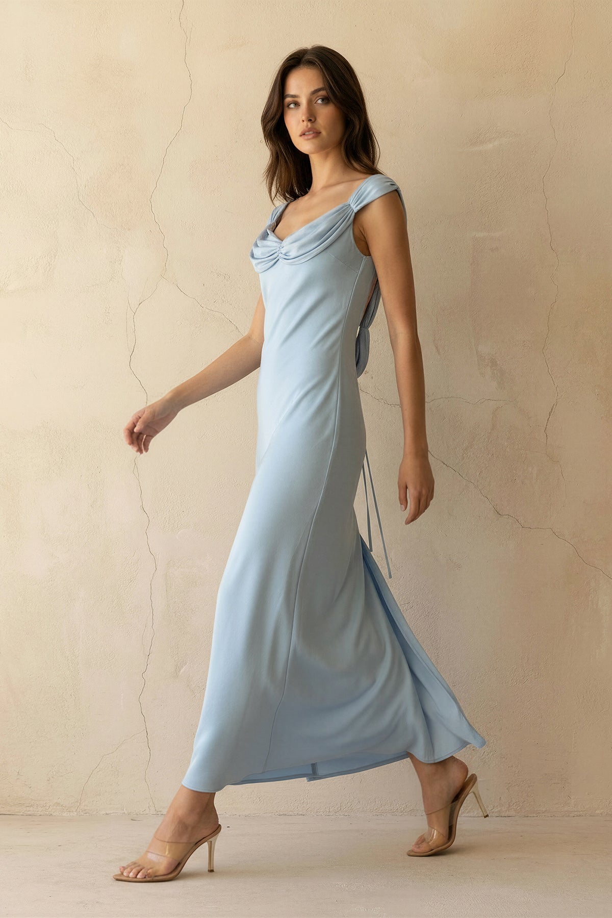 Scoop Neck Backless Maxi Dress in Sky Blue